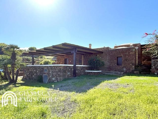 Villa Indipendente in vendita a Pantelleria Aeroporto, Sicilia