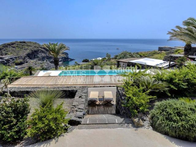 Villa Indipendente in vendita a Pantelleria, Trapani