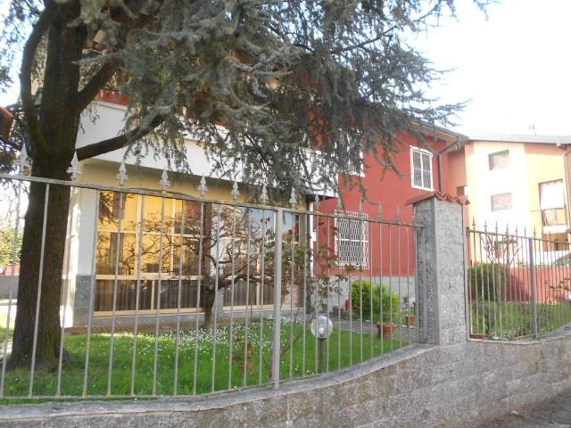 Villa Indipendente in vendita a Pantigliate, Lombardia