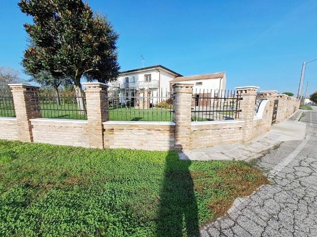 Villa Indipendente in vendita a Papozze, Veneto