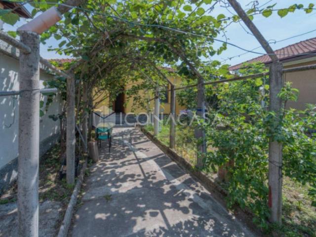 Villa Indipendente in vendita a Ravello, Parabiago