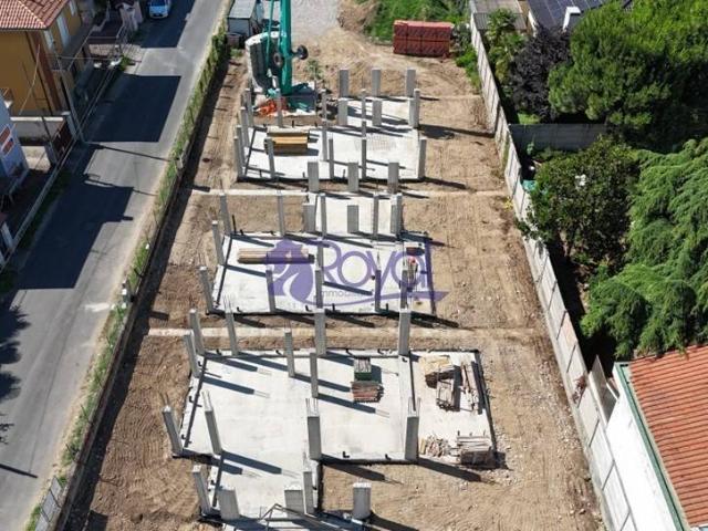 Villa Indipendente in vendita a Ravello, Parabiago