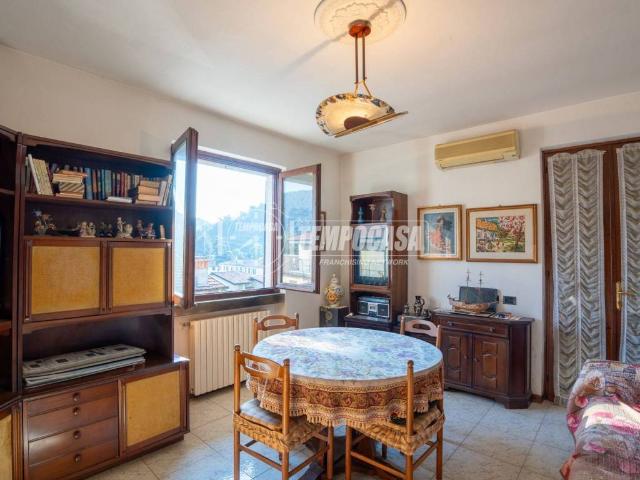 Villa Indipendente in vendita a Paratico, Brescia