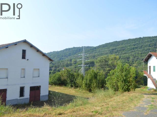 Villa Indipendente in vendita a Piemonte, Alessandria
