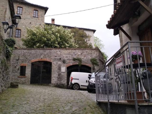 Villa Indipendente in vendita a Piemonte, Alessandria