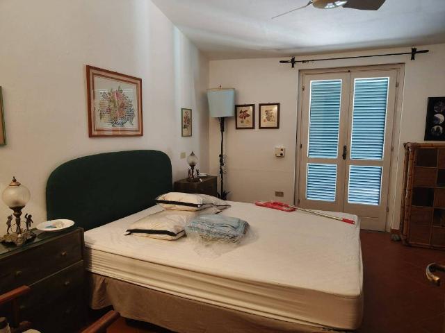 Villa Indipendente in vendita a Parghelia, Vibo Valentia