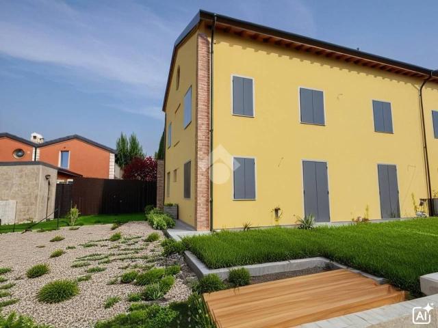 Villa Indipendente in vendita a San Martino, Sorbolo