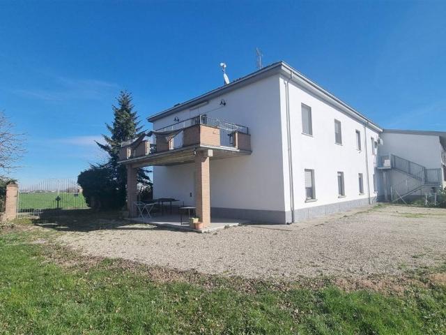 Villa Indipendente in vendita a San Martino, Sorbolo