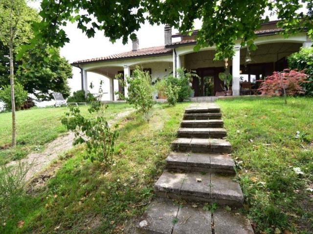 Villa Indipendente in vendita a Vigatto, Sorbolo