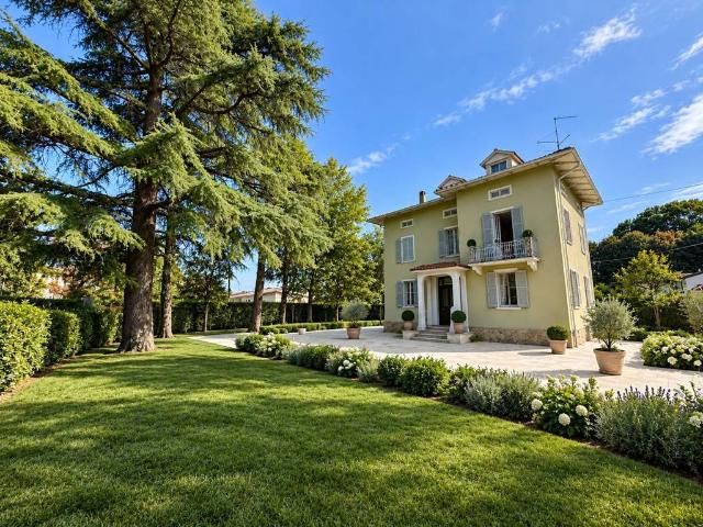 Villa Indipendente in vendita a Malandriano, Parma
