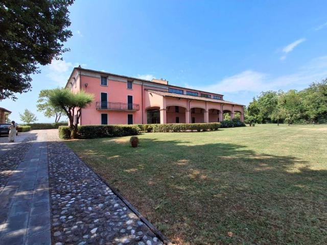 Villa Indipendente in vendita a Alberi di Vigatto, Sorbolo