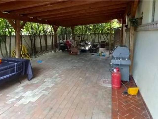 Villa Indipendente in vendita a Golese, Sorbolo
