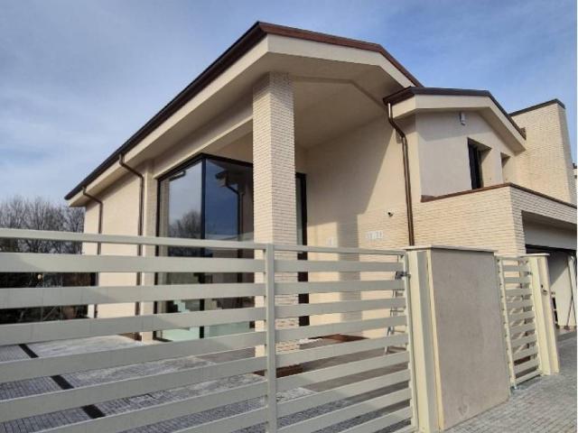 Villa Indipendente in vendita a Marinelli, Sorbolo