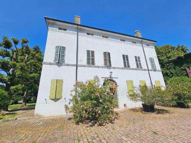 Villa Indipendente in vendita a Golese, Sorbolo