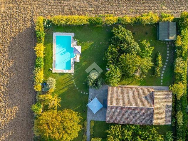 Villa Indipendente in vendita a Baccanelli, Parma