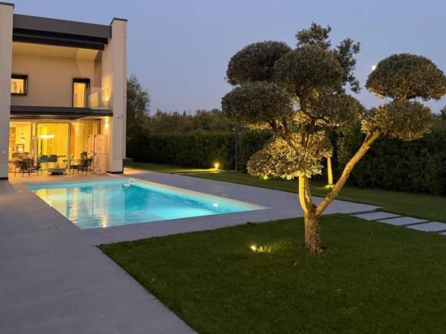 Villa Indipendente in vendita a Cittadella, Sorbolo