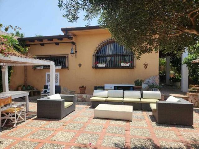 Villa Indipendente in vendita a Partinico, Sicilia