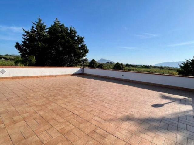 Villa Indipendente in vendita a Partinico, Sicilia