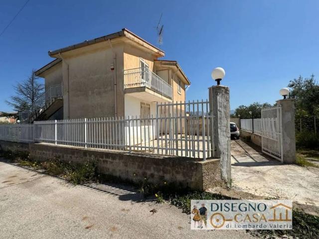Villa Indipendente in vendita a Partinico, Sicilia
