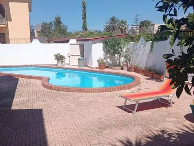 Villa Indipendente in vendita a Partinico, Sicilia