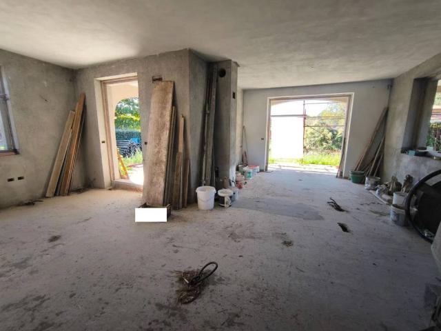 Villa Indipendente in vendita a San Grato, Paruzzaro