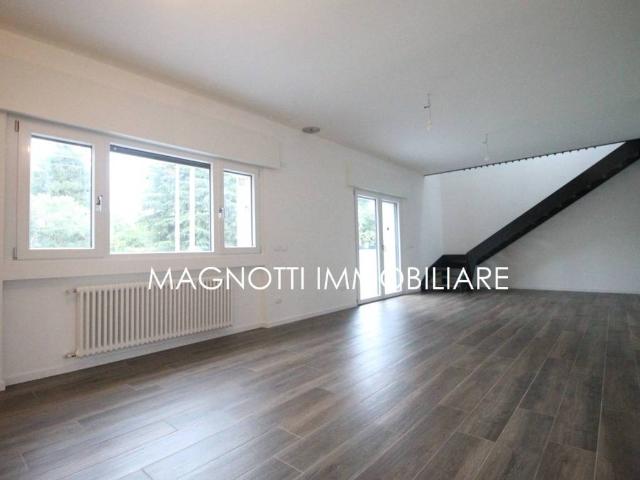 Villa Indipendente in vendita a Pasian Di Prato, Friuli-Venezia Giulia