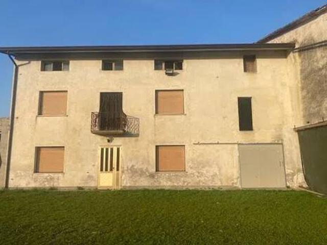 Villa Indipendente in vendita a Pasiano Di Pordenone, Friuli-Venezia Giulia