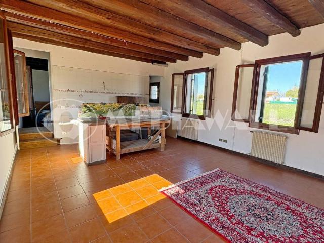 Villa Indipendente in vendita a Pasiano Di Pordenone, Friuli-Venezia Giulia