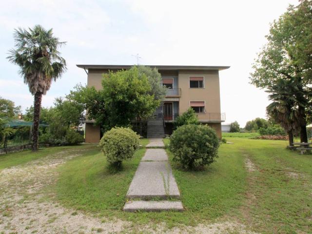 Villa Indipendente in vendita a Pasiano Di Pordenone, Friuli-Venezia Giulia