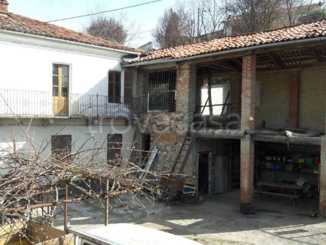 Villa Indipendente in vendita a Piemonte, Asti