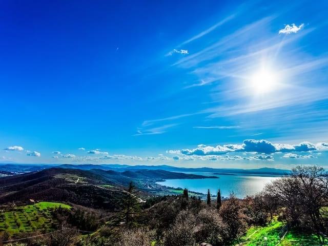 Villa Indipendente in vendita a Passignano Sul Trasimeno, Umbria