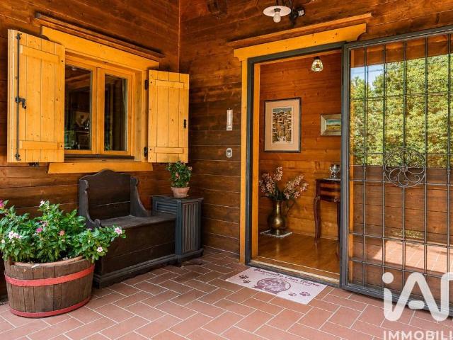 Villa Indipendente in vendita a Passignano Sul Trasimeno, Umbria