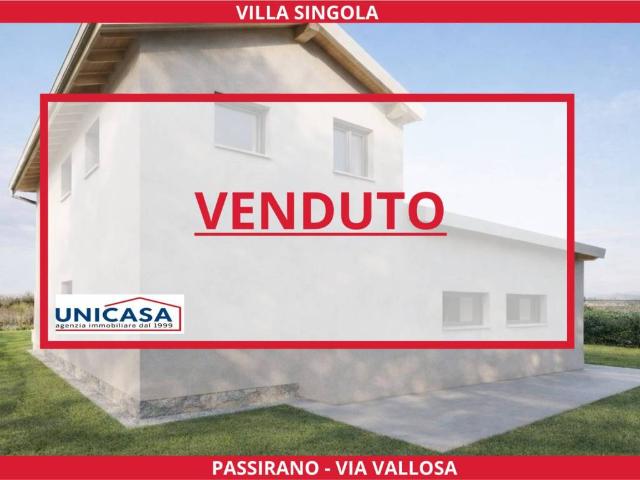 Villa Indipendente in vendita a Passirano, Lombardia