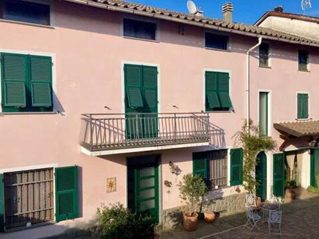 Villa Indipendente in vendita a Piemonte, Alessandria