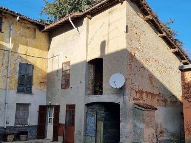 Villa Indipendente in vendita a Pasturana, Alessandria