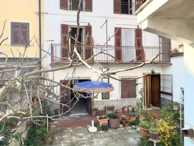 Villa Indipendente in vendita a Piemonte, Alessandria