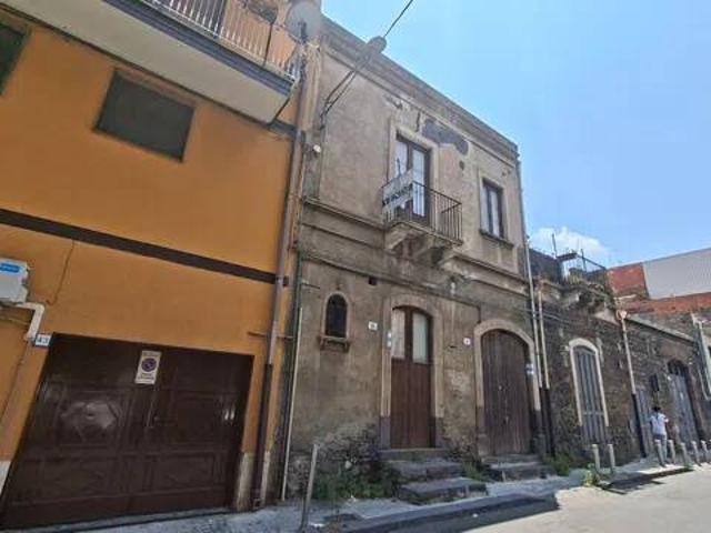 Villa Indipendente in vendita a Paternò, Sicilia