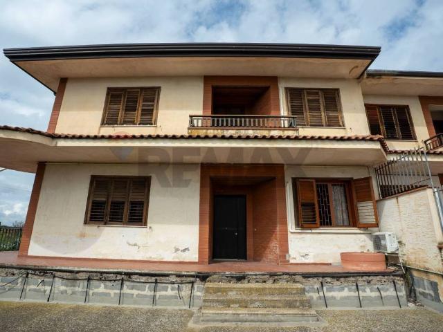 Villa Indipendente in vendita a Scalilli, Paternò