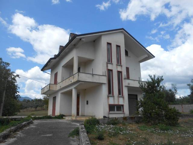 Villa Indipendente in vendita a Paternopoli, Campania