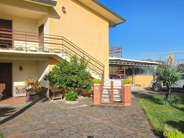 Villa Indipendente in vendita a Paternopoli, Campania