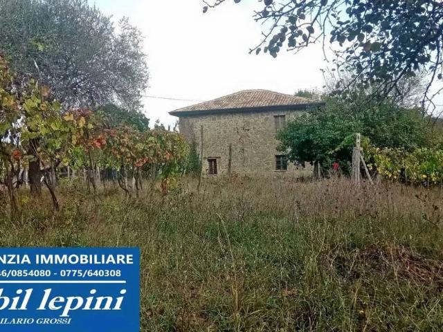 Villa Indipendente in vendita a Patrica, Lazio