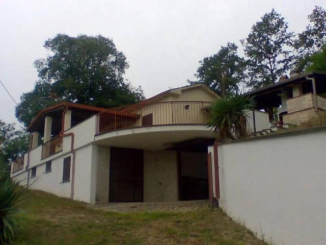 Villa Indipendente in vendita a Patrica, Lazio
