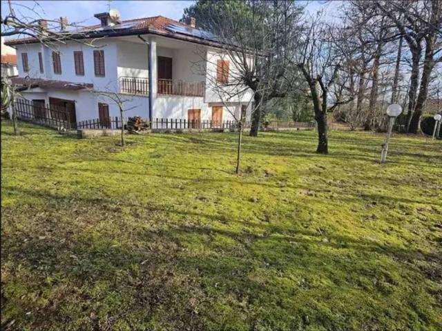 Villa Indipendente in vendita a Patrica, Lazio