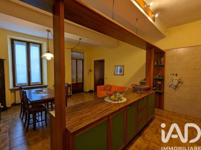 Villa Indipendente in vendita a Pavia, Lombardia