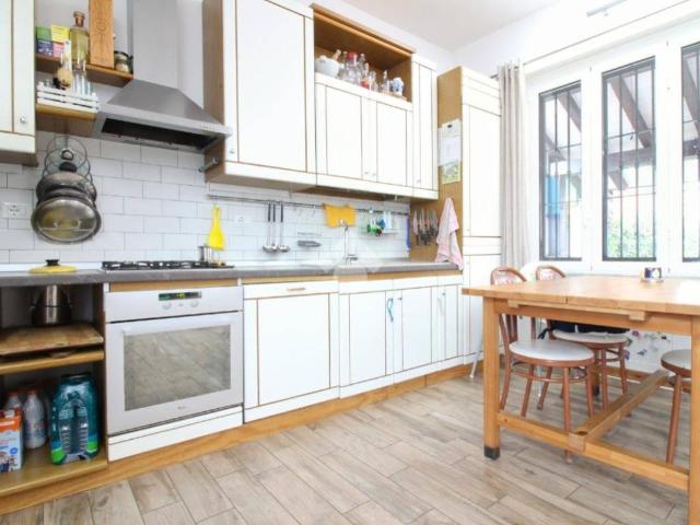 Villa Indipendente in vendita a Cassinetto, Pavia