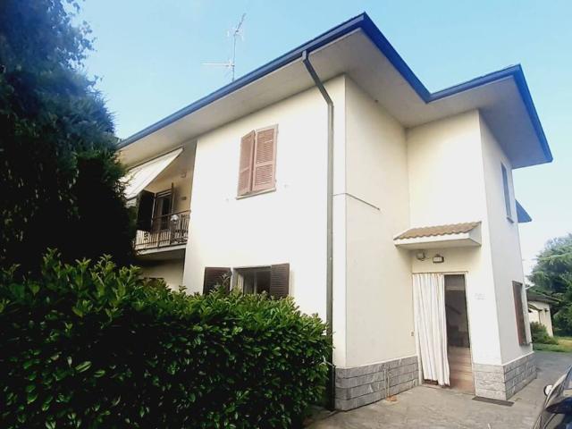 Villa Indipendente in vendita a Cascina Vignazza, Pavia
