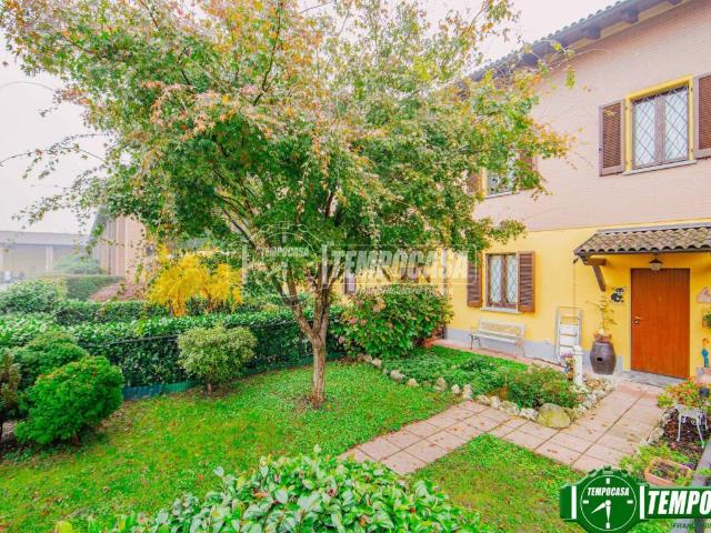 Villa Indipendente in vendita a Cascina Morona, Pavia