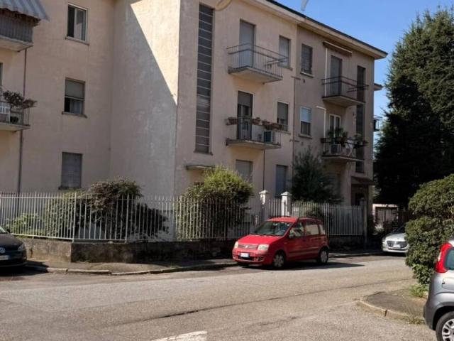 Villa Indipendente in vendita a Pavia, Lombardia