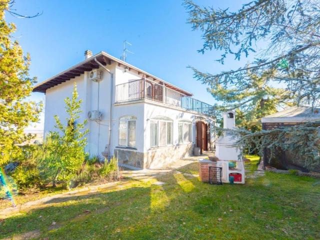 Villa Indipendente in vendita a Piemonte, Alessandria