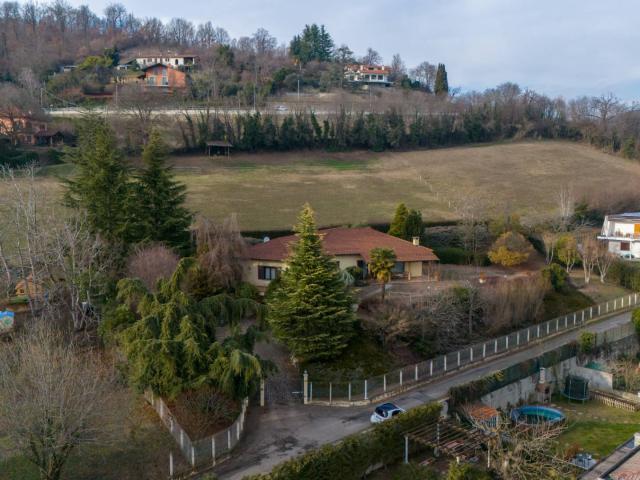 Villa Indipendente in vendita a Rosero, Piemonte